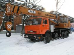 Автокран з електродвигуном або як заощадити гроші